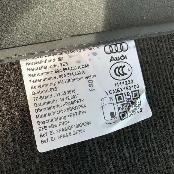 AUDI Q5 Textile Floor Mats - set of 4 - Picture 5 of 11